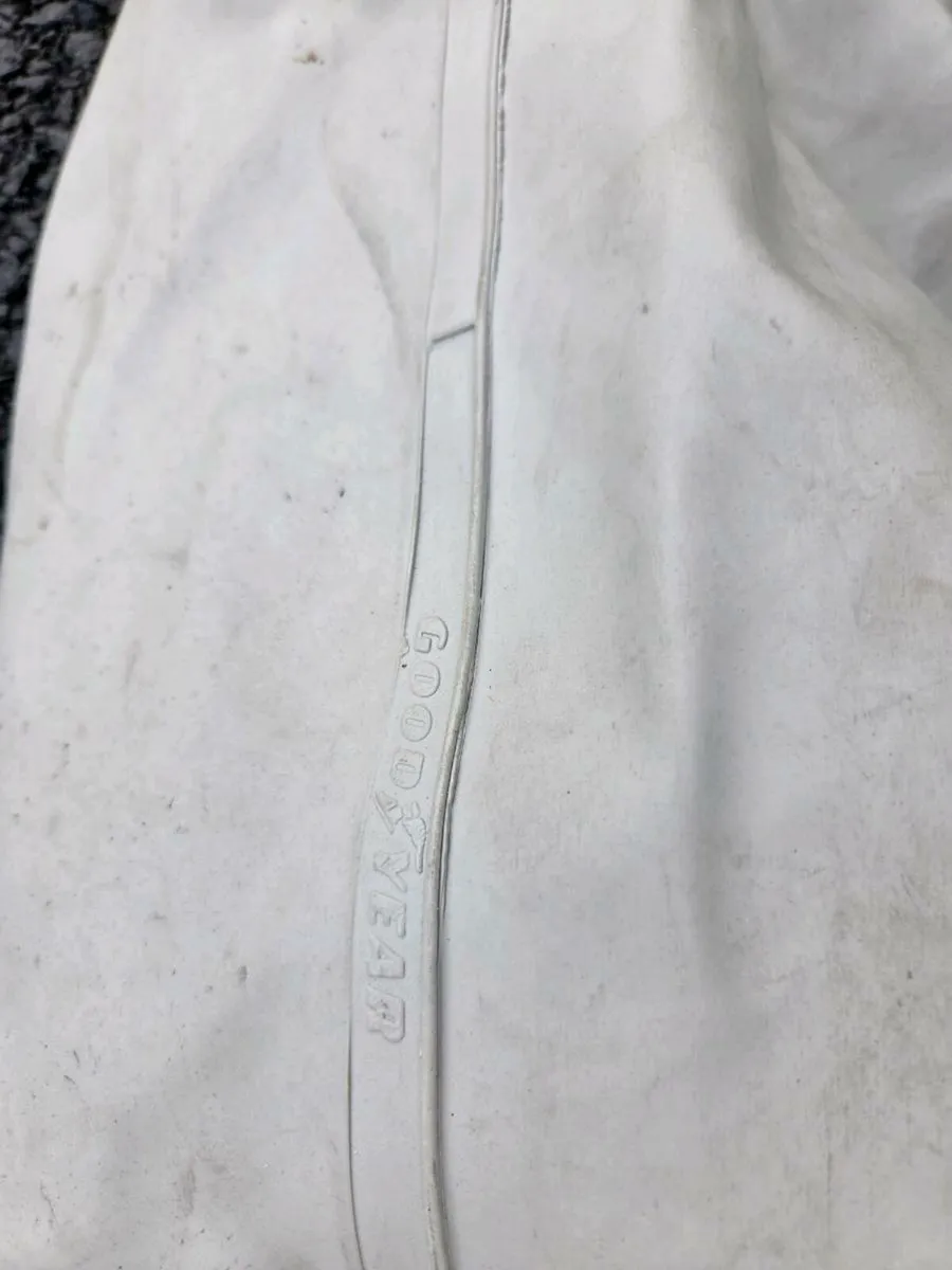 Waders Goodyear - Image 2