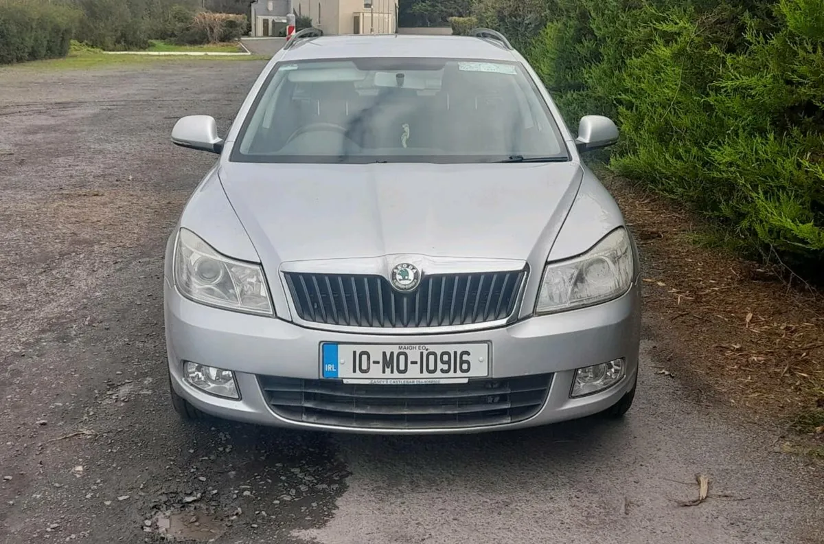 2010 Skoda Octavia 1.6TDI Estate - Image 1