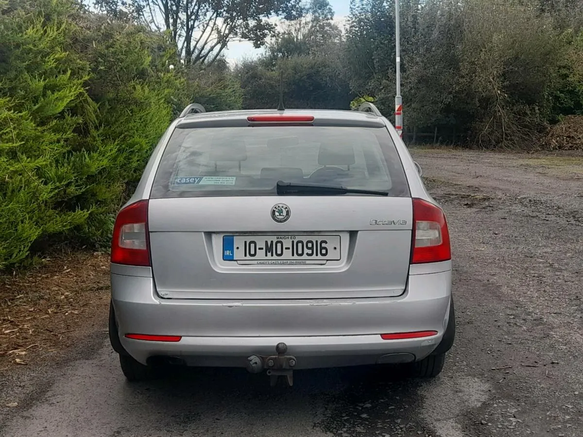 2010 Skoda Octavia 1.6TDI Estate - Image 4