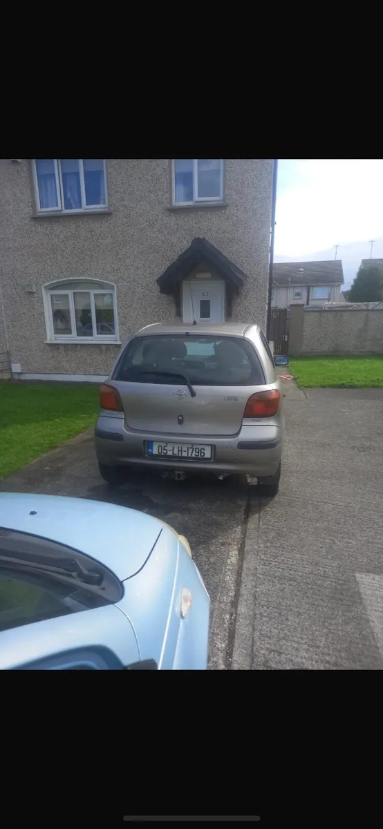Toyota Yaris 2005 - Image 1