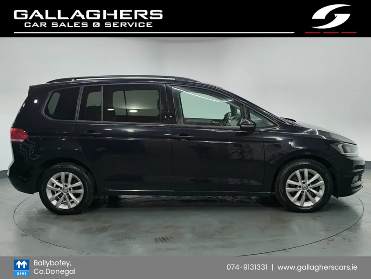 Volkswagen Touran (181) COMFORTLINE 1.6 TDI PAN RO - Image 3