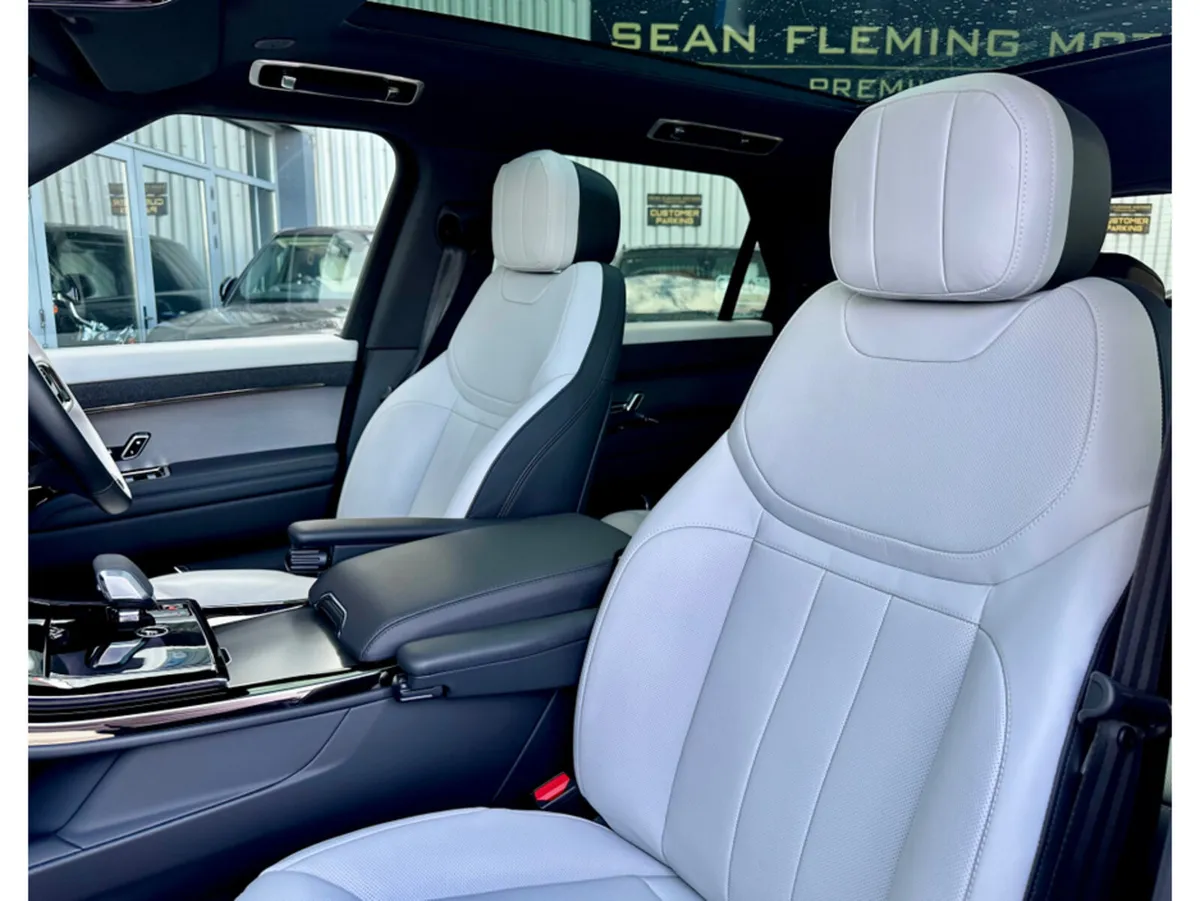Land Rover Range Rover Sport DYNAMIQUE SE P DYNAMI - Image 3