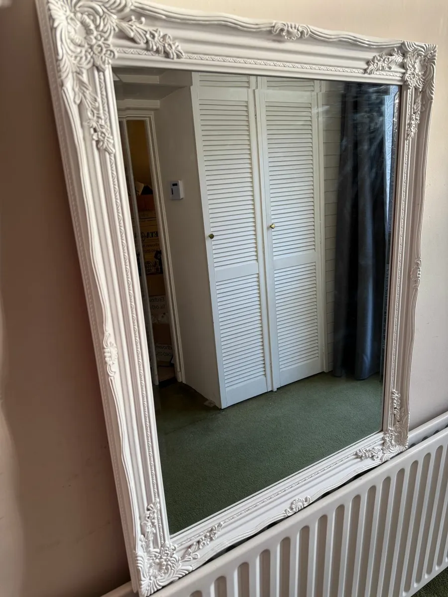 White antique ornate mirror - Image 1