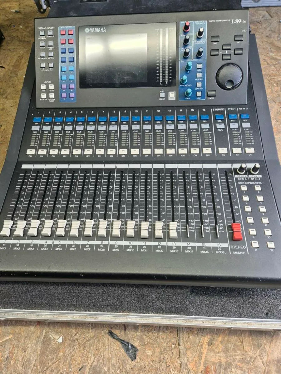 Yamaha ls9 16ch in flightcase - Image 2