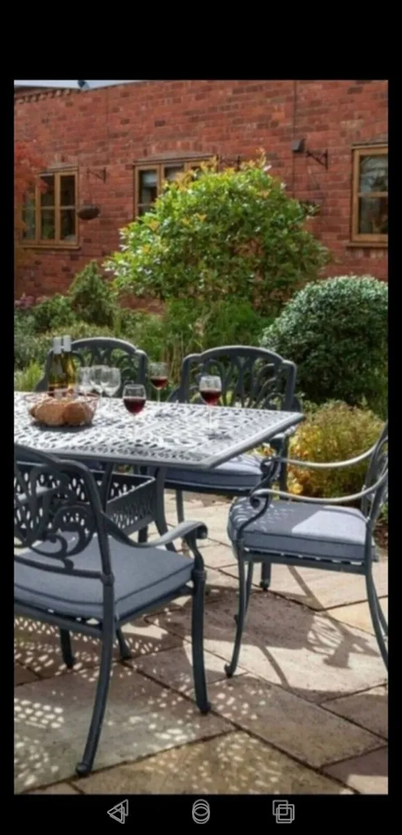 ***CLEARANCE*** Brand New Hartman 8 Seater - Image 2
