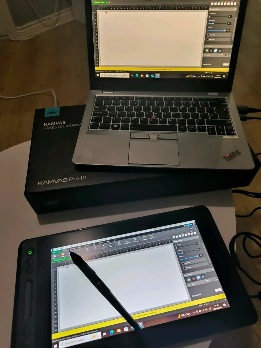 Kamvas 12 pro great condition working flawless - Image 3