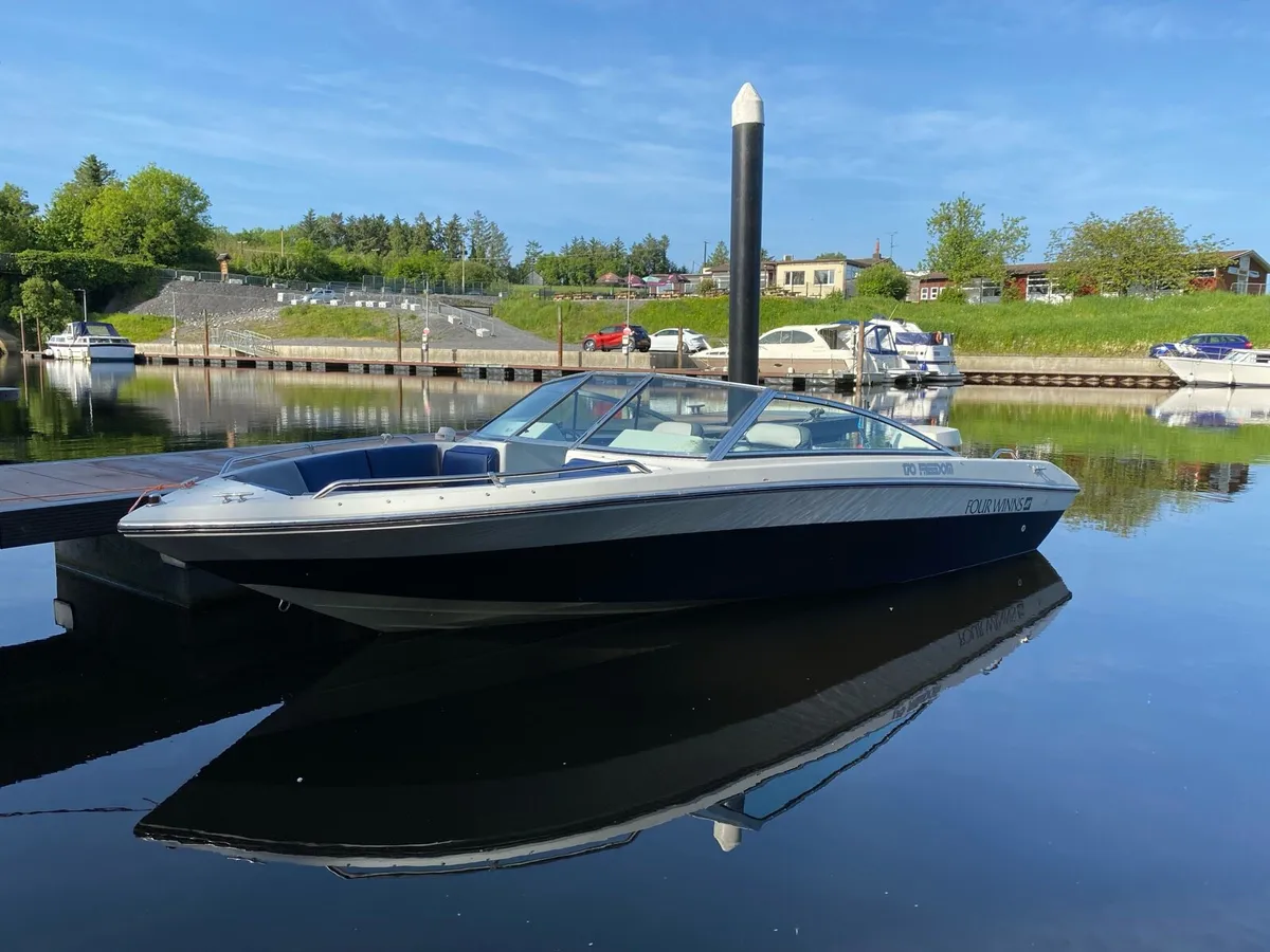 Speedboat Bow Rider PROJECT - Image 1