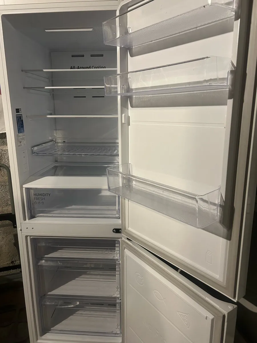 Samsung Fridge Freezer - Image 3