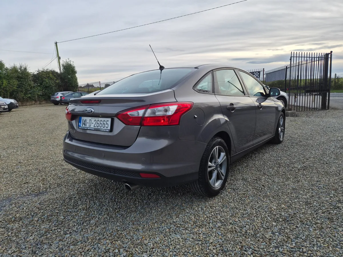 Ford Focus 2014 Automatic - Image 2