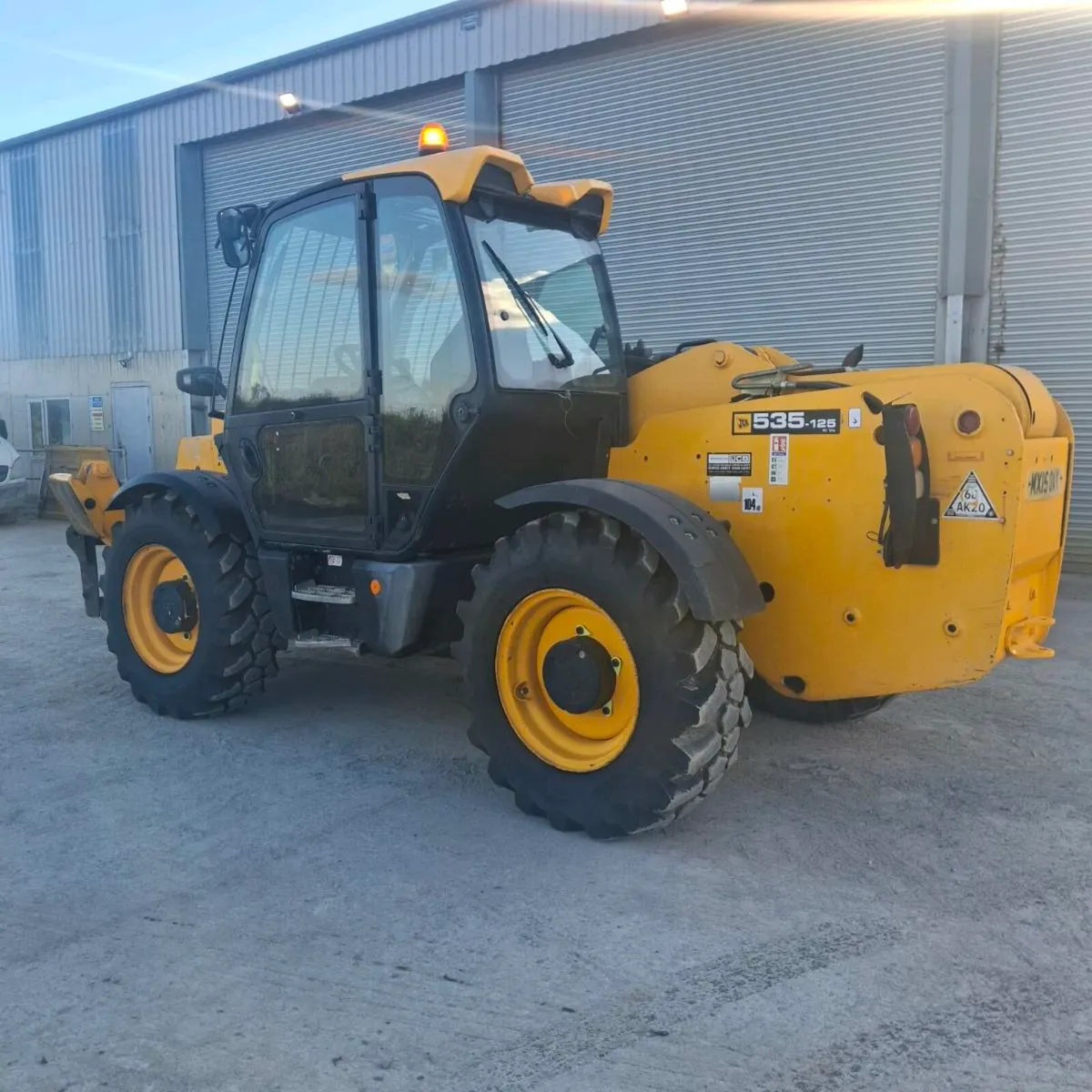 Jcb 535-125 Year 2014 - Image 4