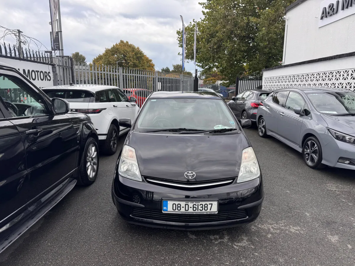 Toyota Prius  1.5 Hybrid - Image 4