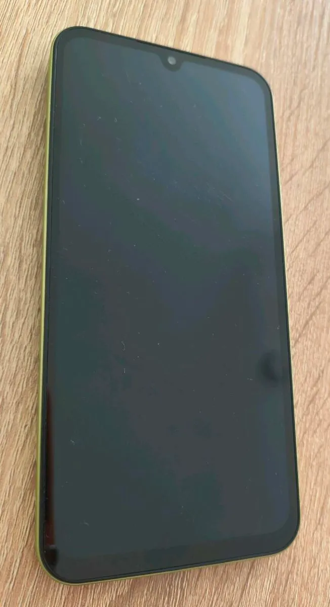 Samsung A15 5G Yellow - Image 2