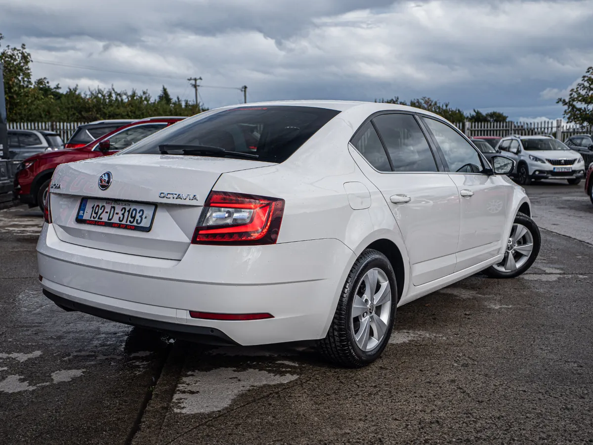 192 Octavia 1.0tsi/High spec/Low kms/1yr warranty - Image 2
