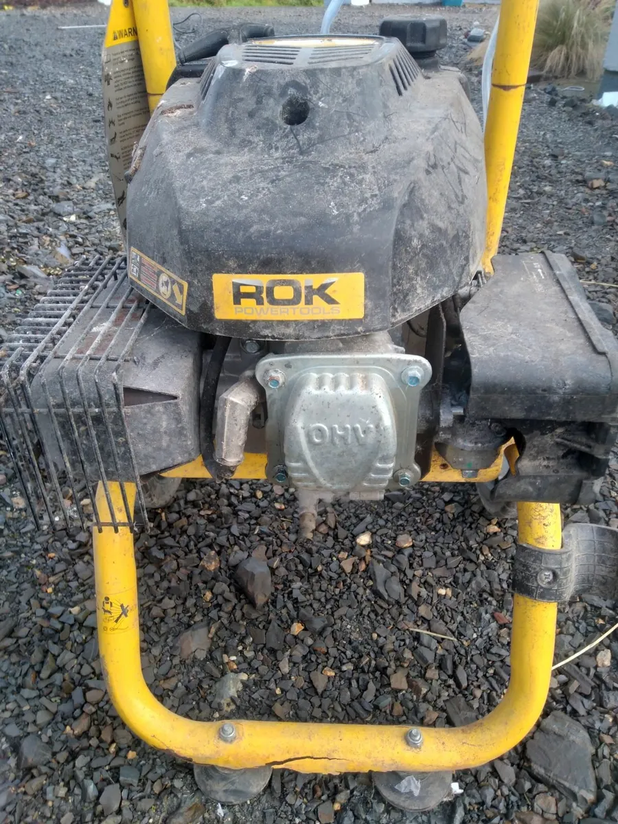 Power washer - Image 1