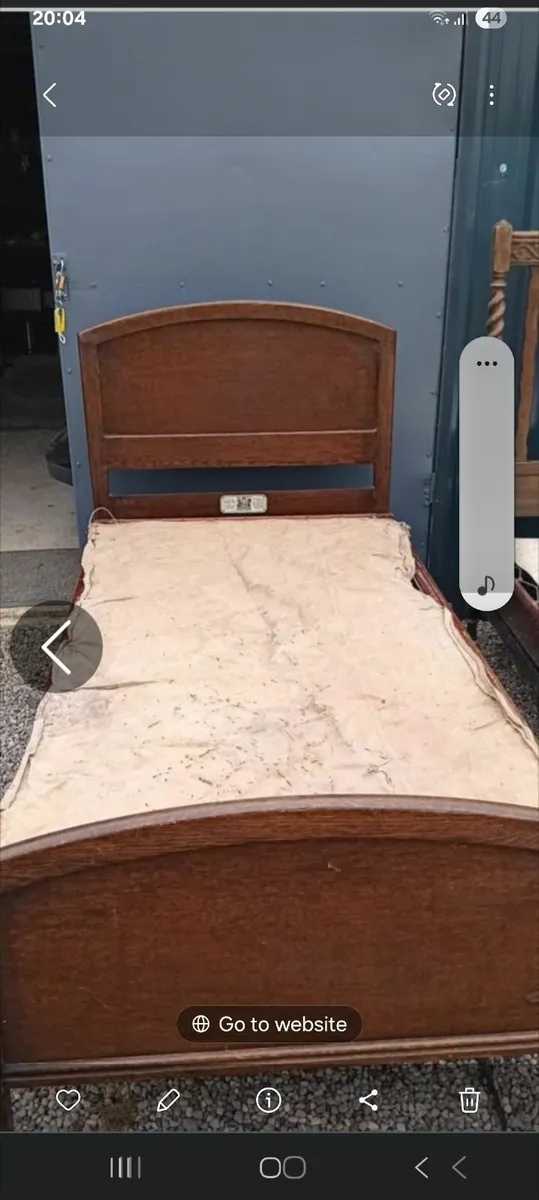 Antique single bed