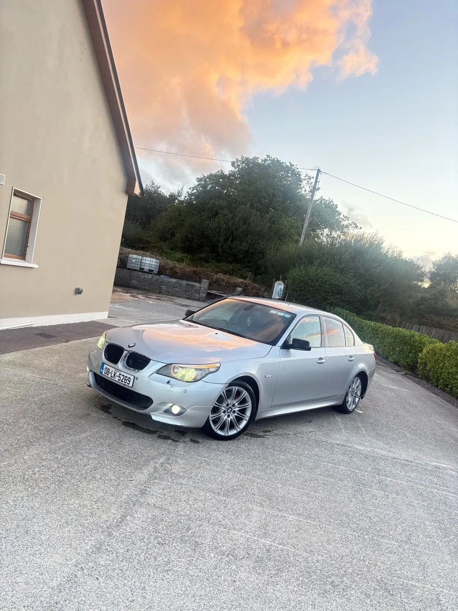 BMW 520d - Image 1