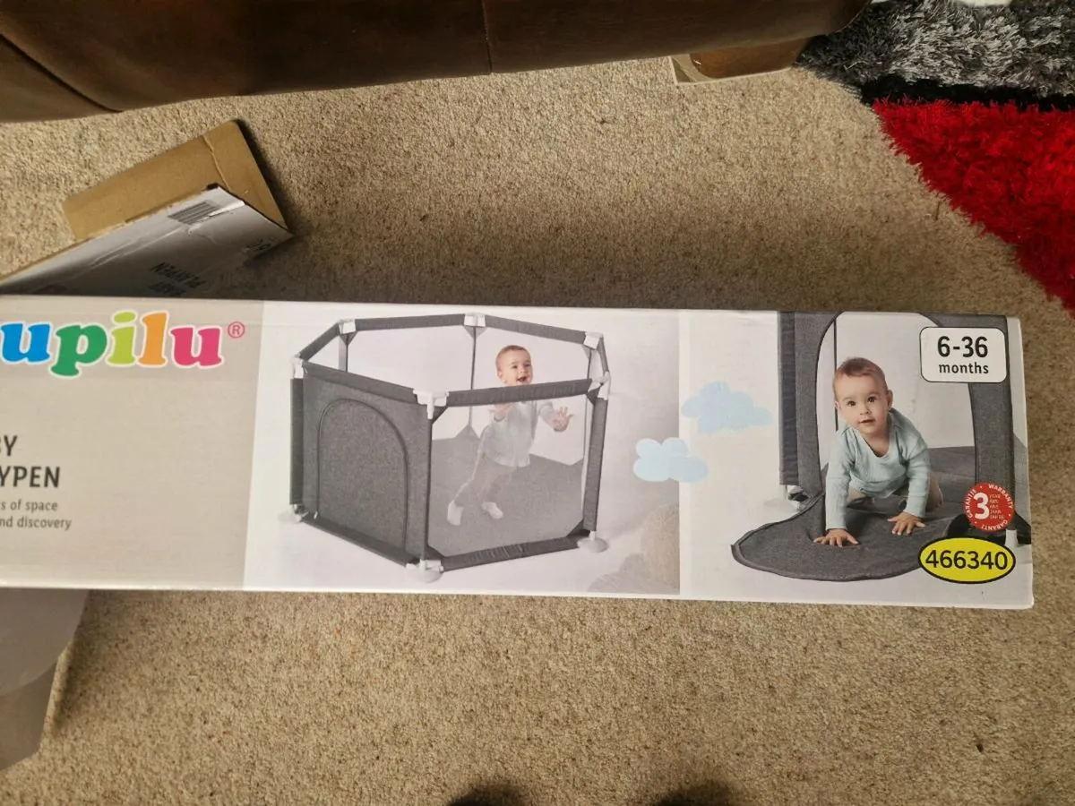 Playpen for sale - Image 1