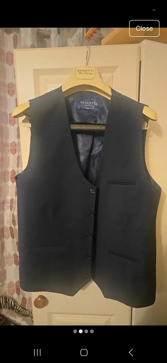 Benetti Peter tailored-fit jacket and Waistcoat - Image 2