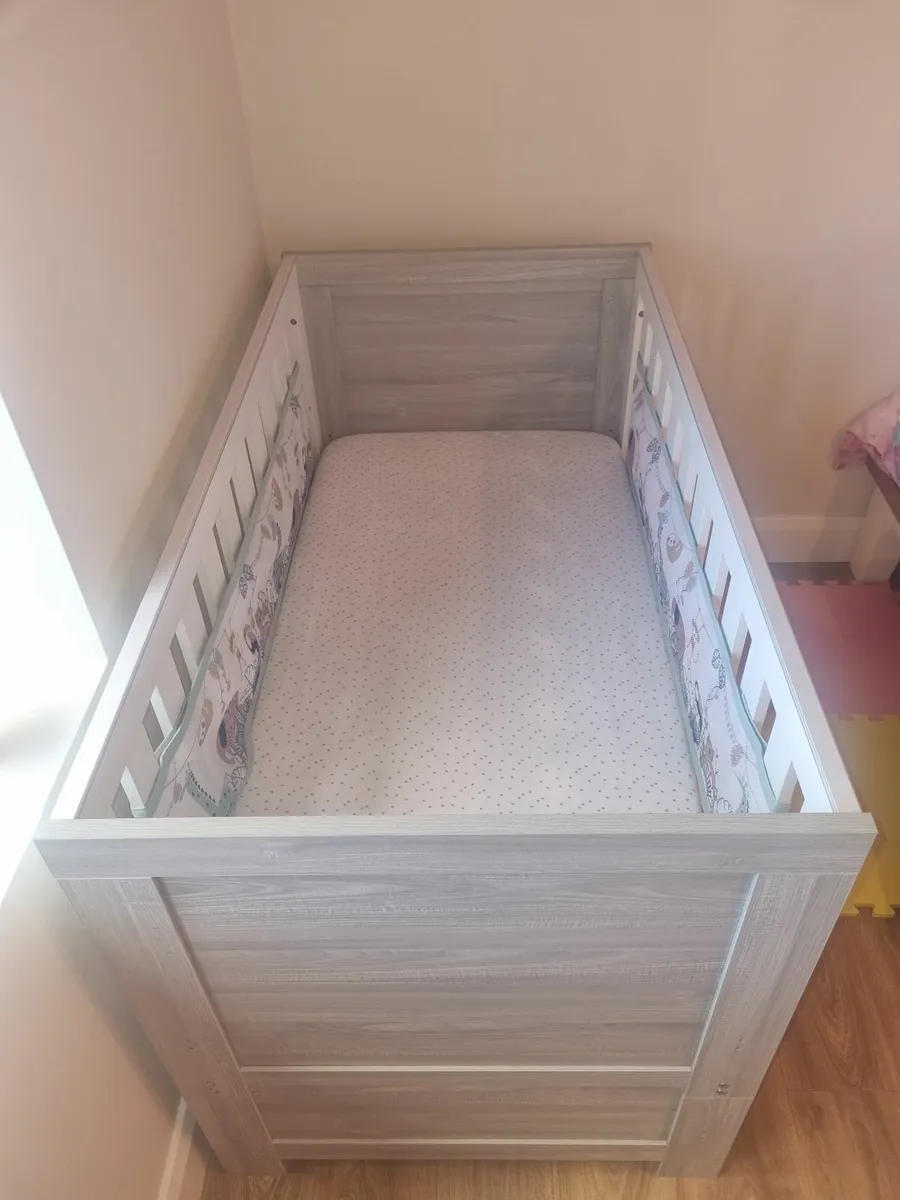 Cot bed Nika Grey wash and white colour - Image 2