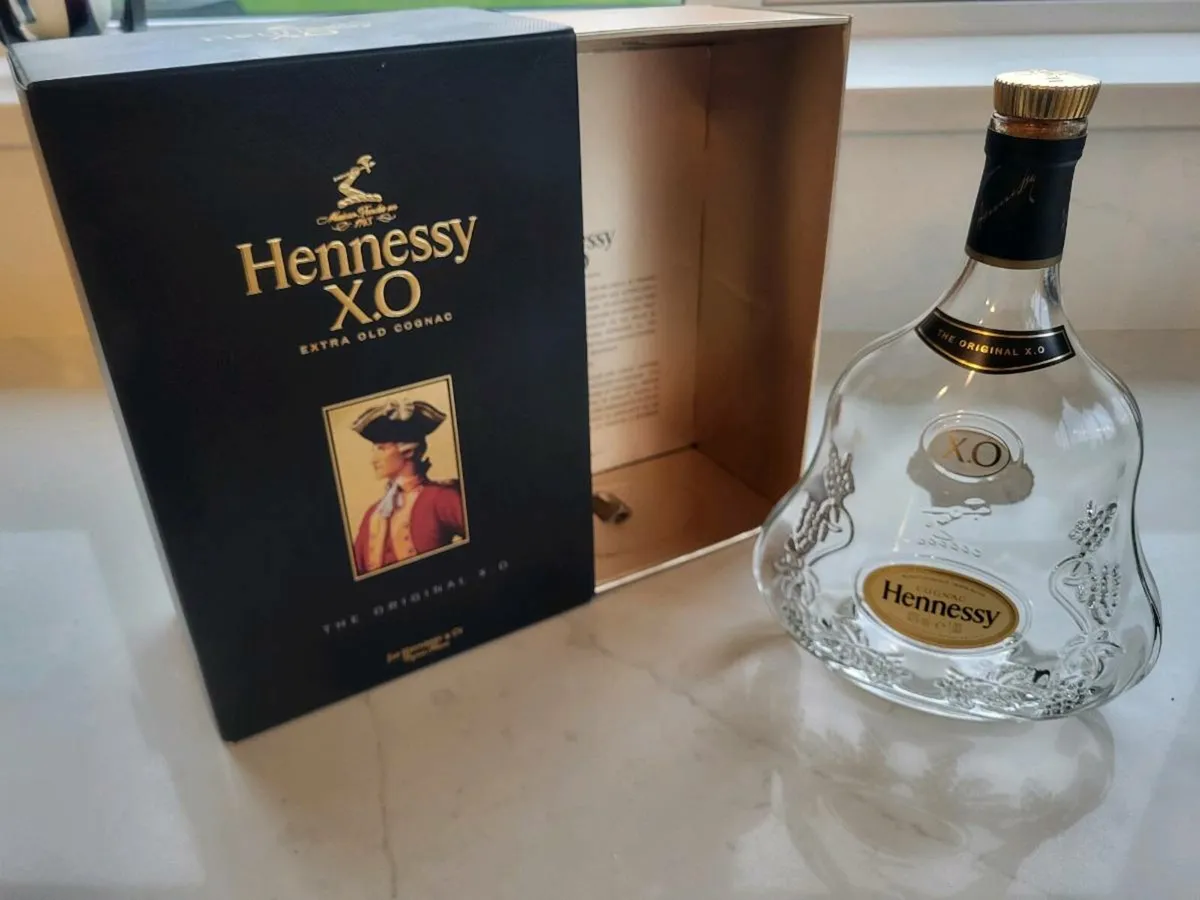 Hennessy bottle - Image 1