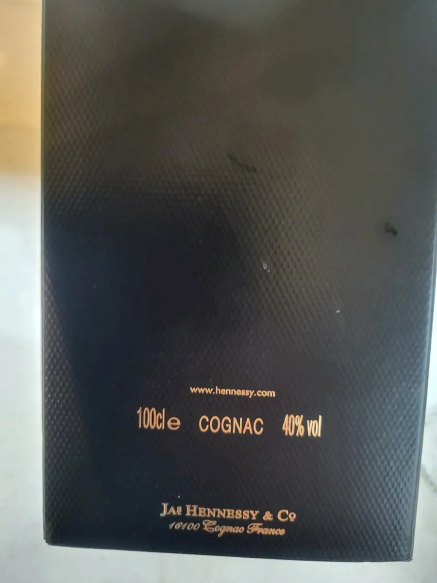 Hennessy bottle - Image 2