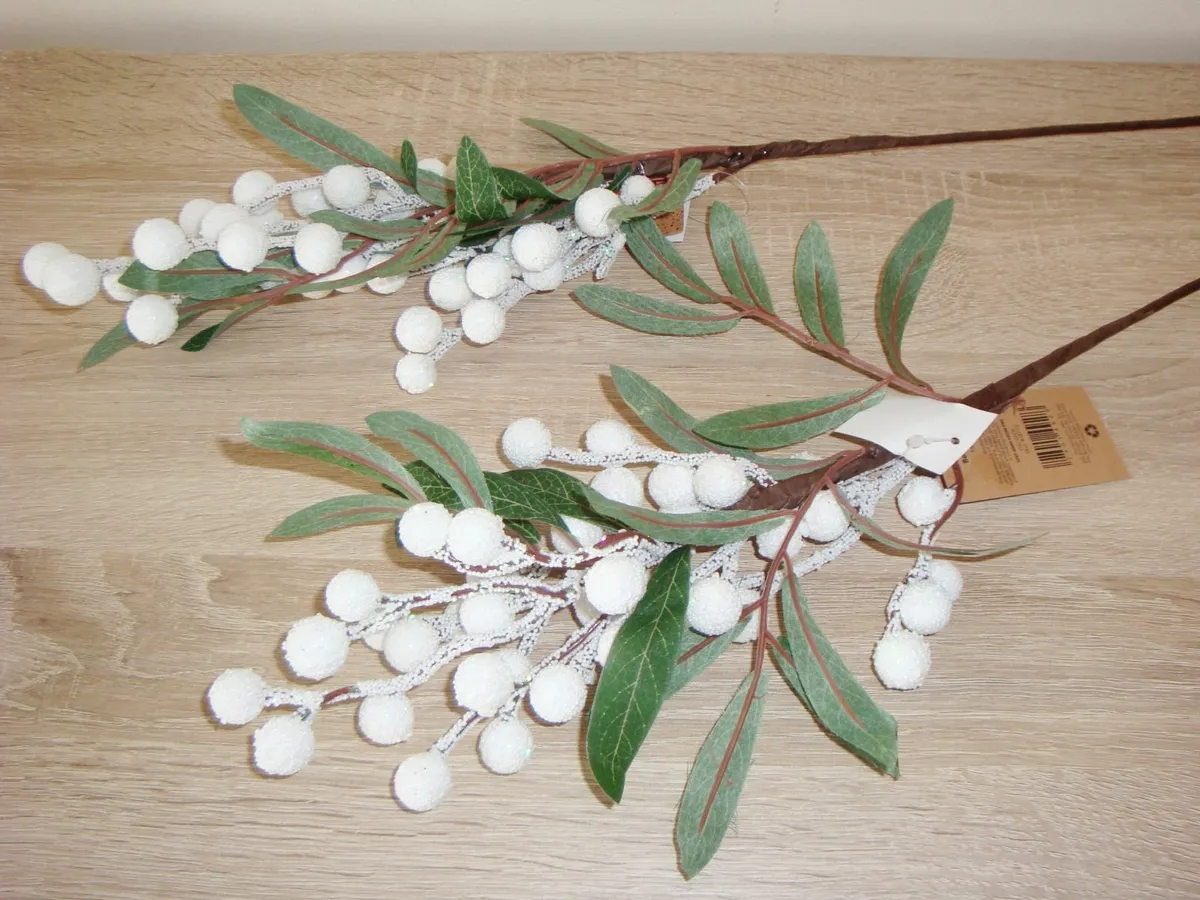White berry stems picks - set of 5 - Image 4