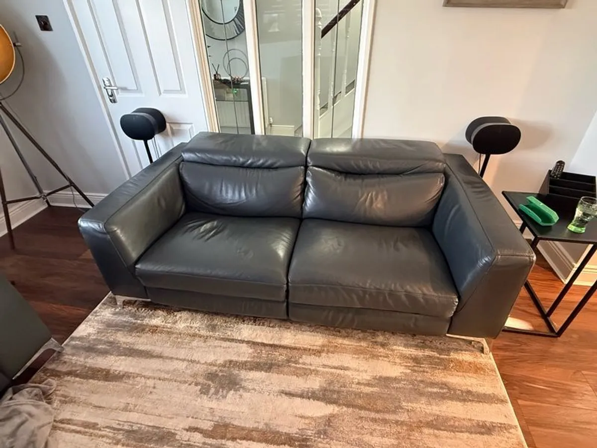 2 single and large two seater - Image 4
