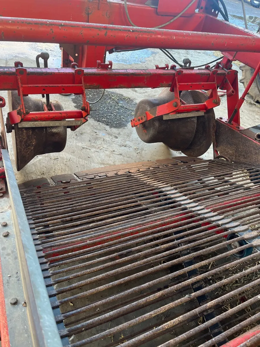 Potato Harvester - Image 2