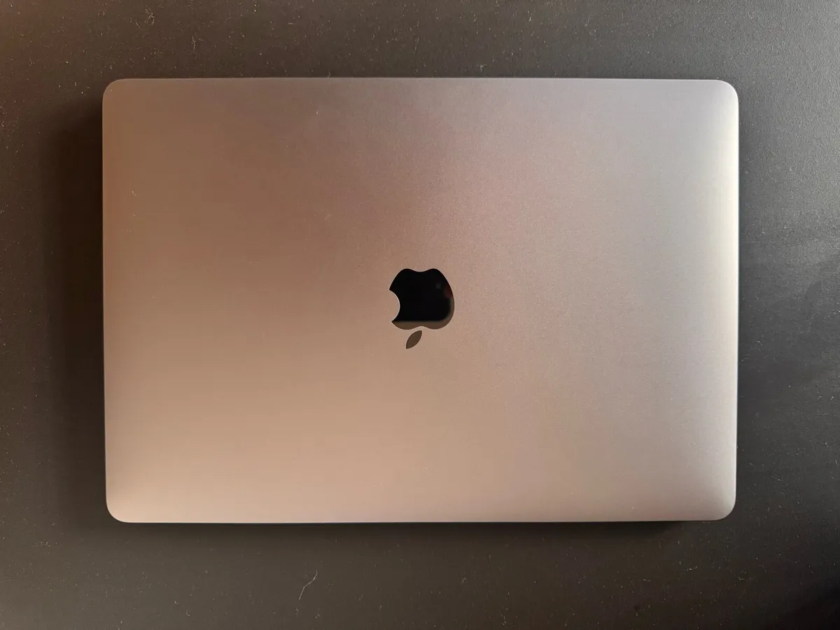 Apple MacBook Air 13" 8GB/256GB Laptop - Image 2