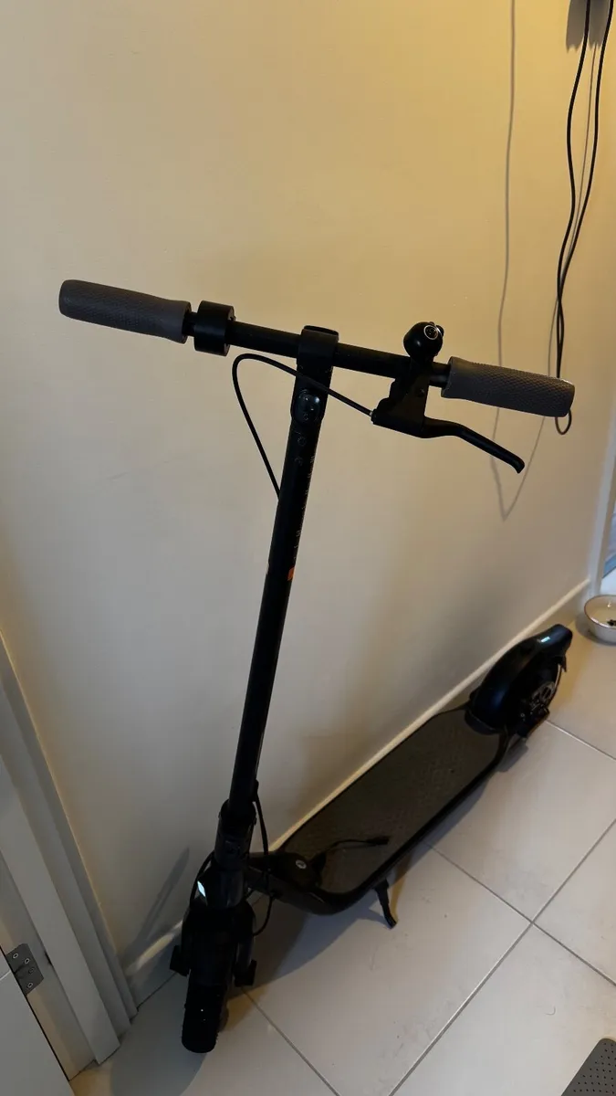 Segway Ninebot Scooter - Image 1