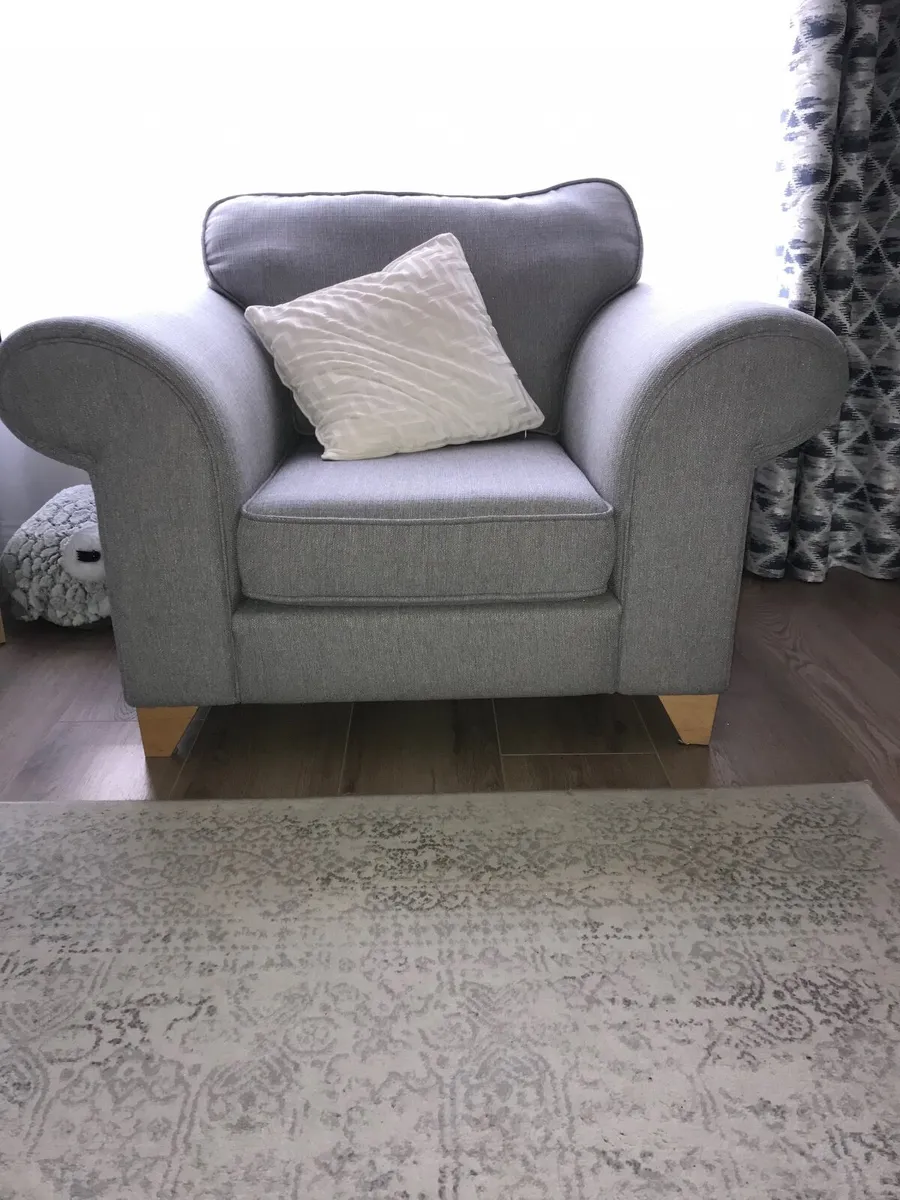 Arm chairs