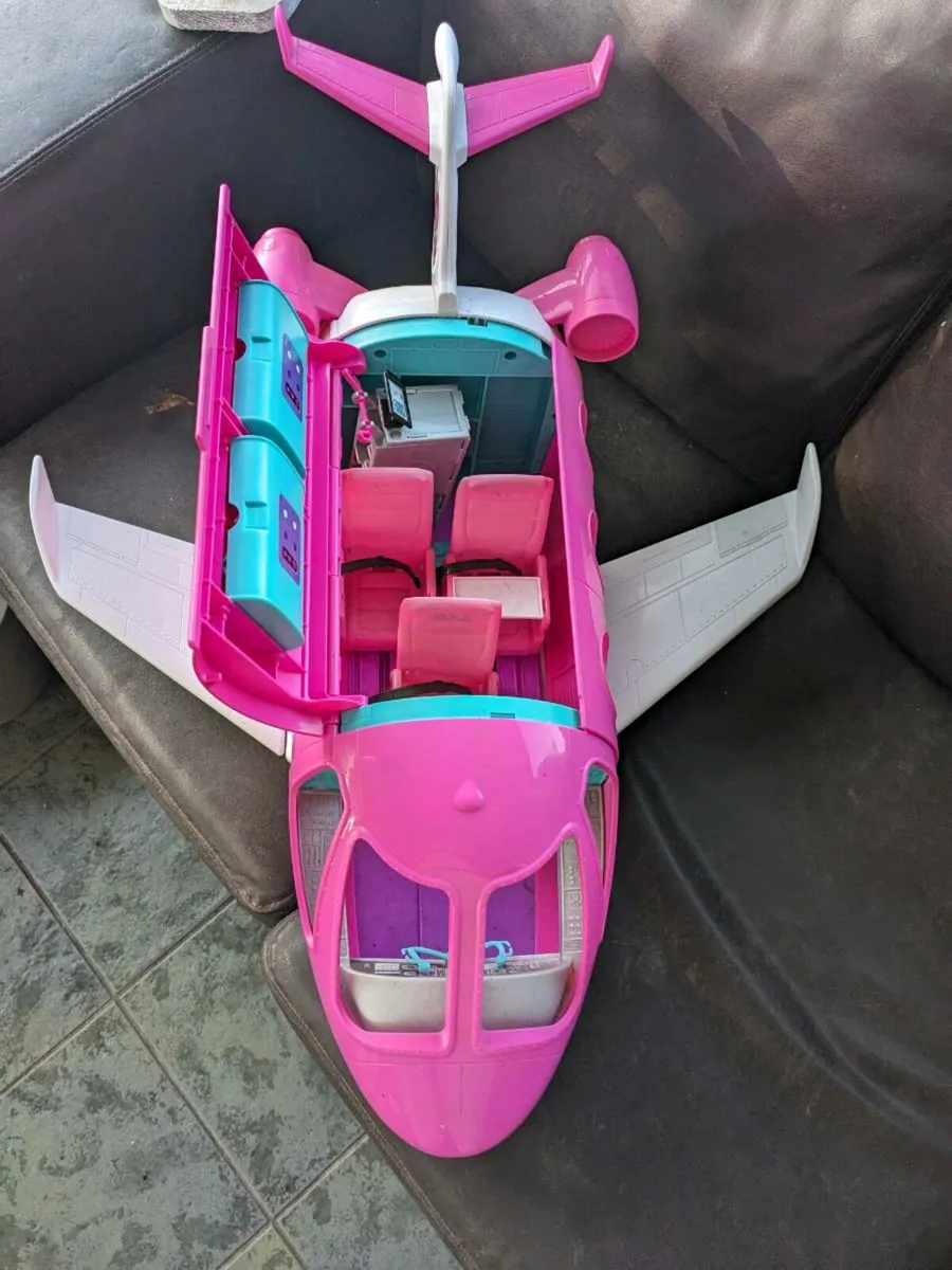 Barbie airplane - Image 2
