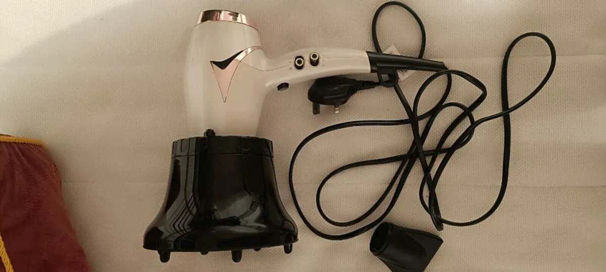 Hairdryer - Image 2
