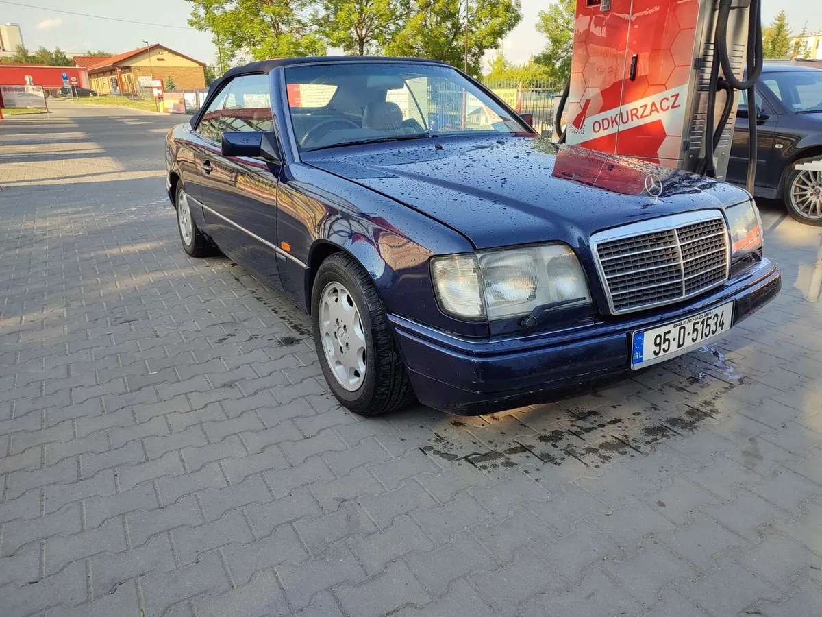 1995 Mercedes 124 320 sportline convertible - Image 1