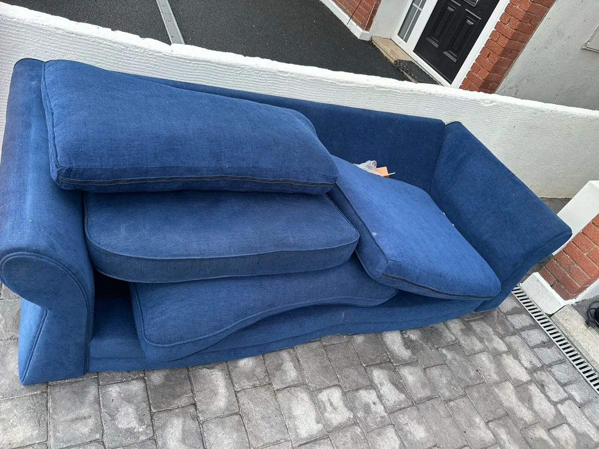 Free Sofa/Couch - Image 2