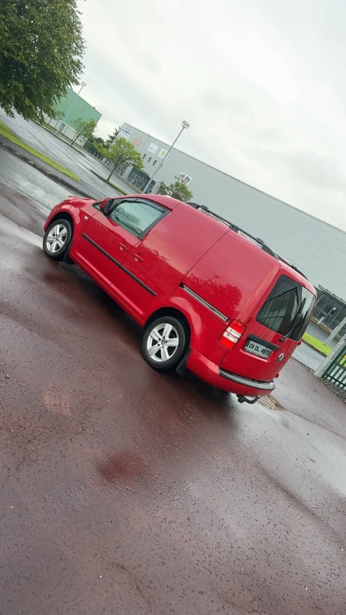 Volkswagen Caddy 2013 - Image 3