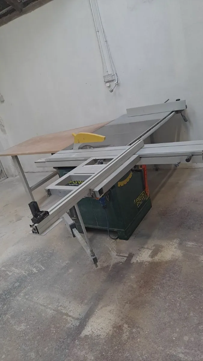 Table saw - Image 1