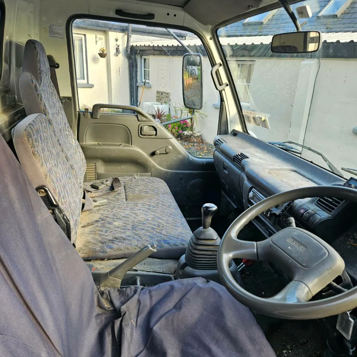 Isuzu NPR 3.5t - Image 3