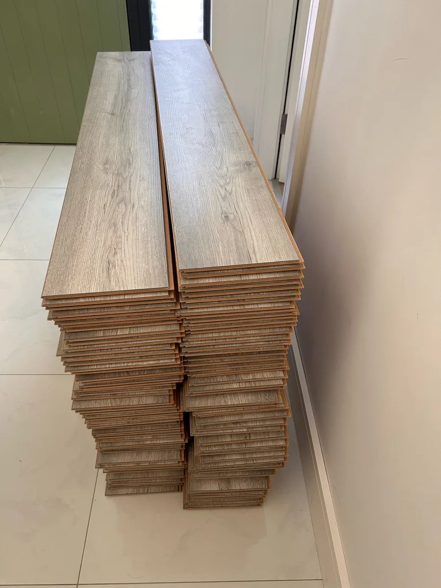 Laminate Flooring Eurohome Dartmoor Planks Oak - Image 3