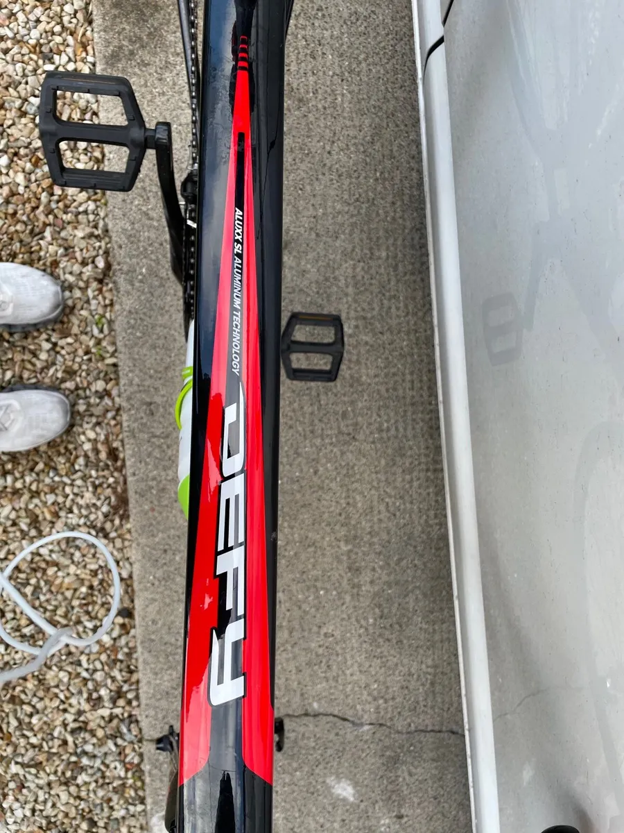 Giant Road Bike - Image 4