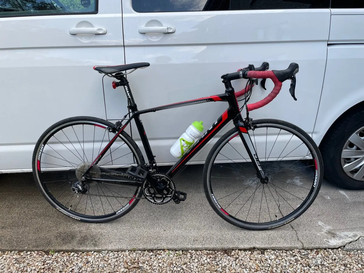 Giant Road Bike - Image 1