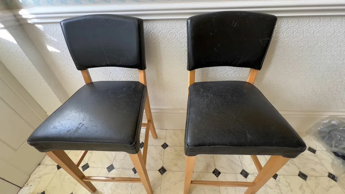 bar stools - Image 3