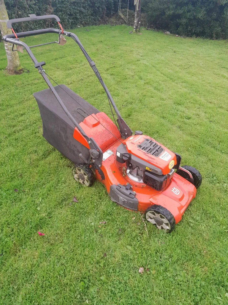 Husqvarna lawnmower - Image 3