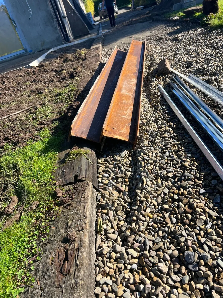 Steel beam - Image 1