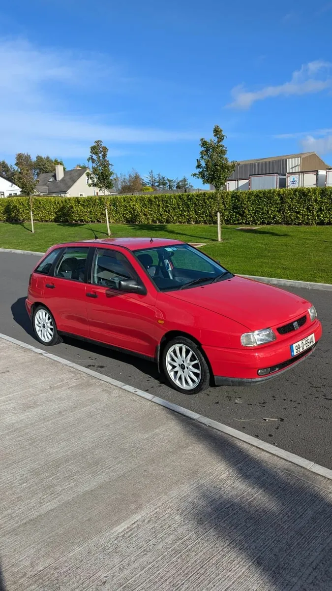 SEAT Ibiza 1999 - Image 1
