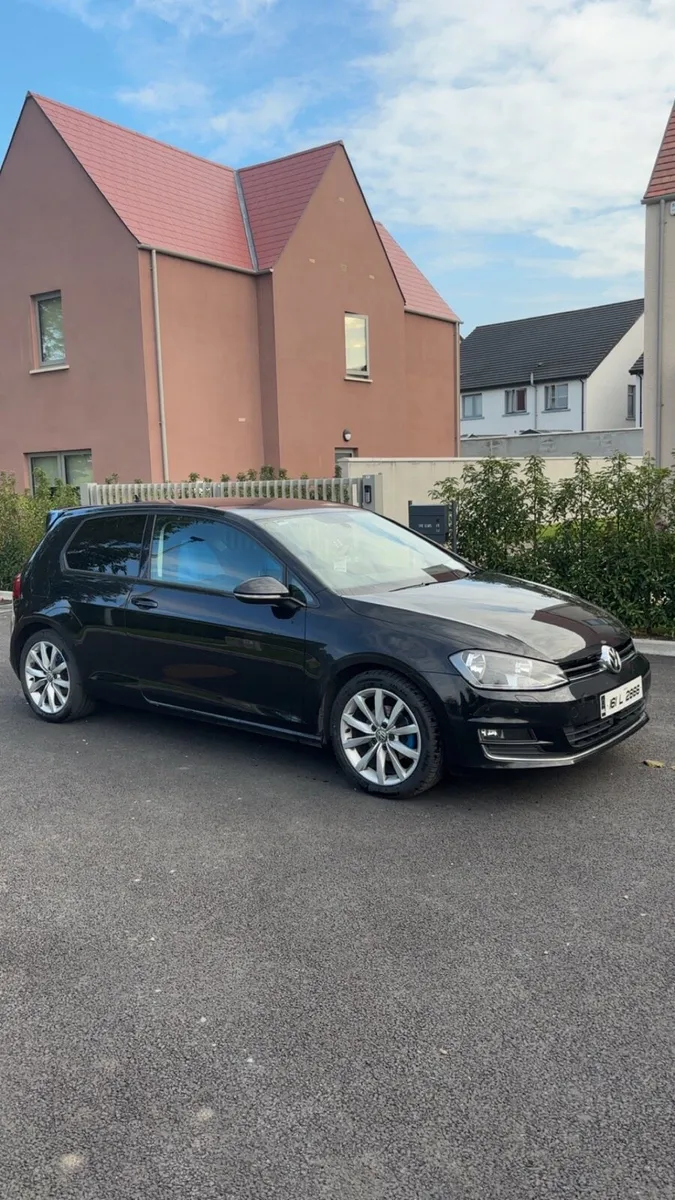 Volkswagen Golf Highline 1.2litre 110 bhp - Image 2
