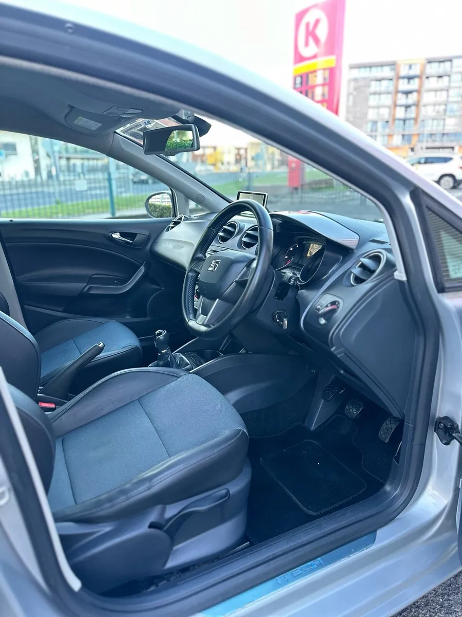 SEAT IBIZA - Image 2