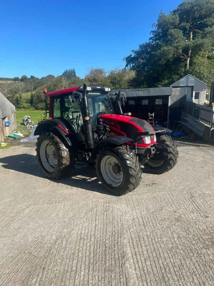 Valtra  N113  with  loader - Image 3
