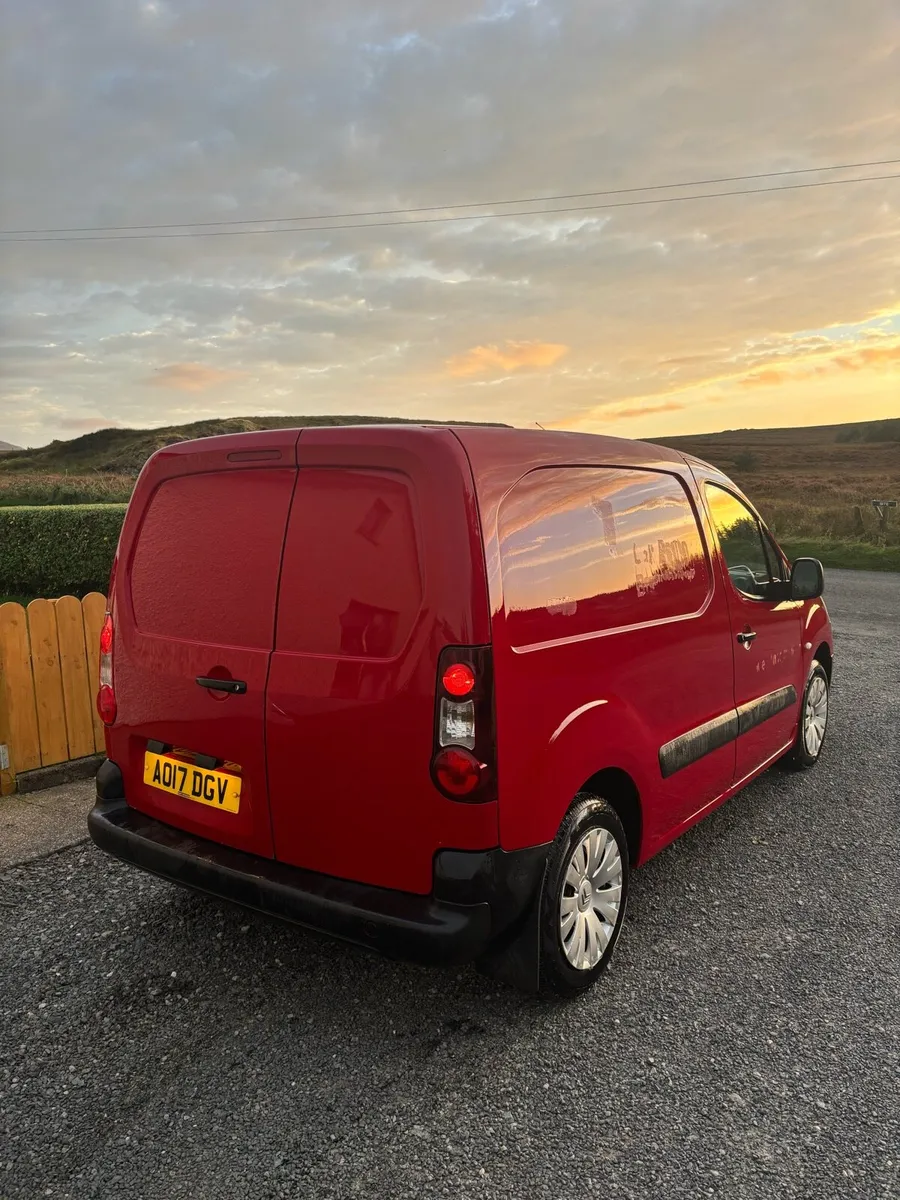 2017 Citroen Berlingo - Image 3