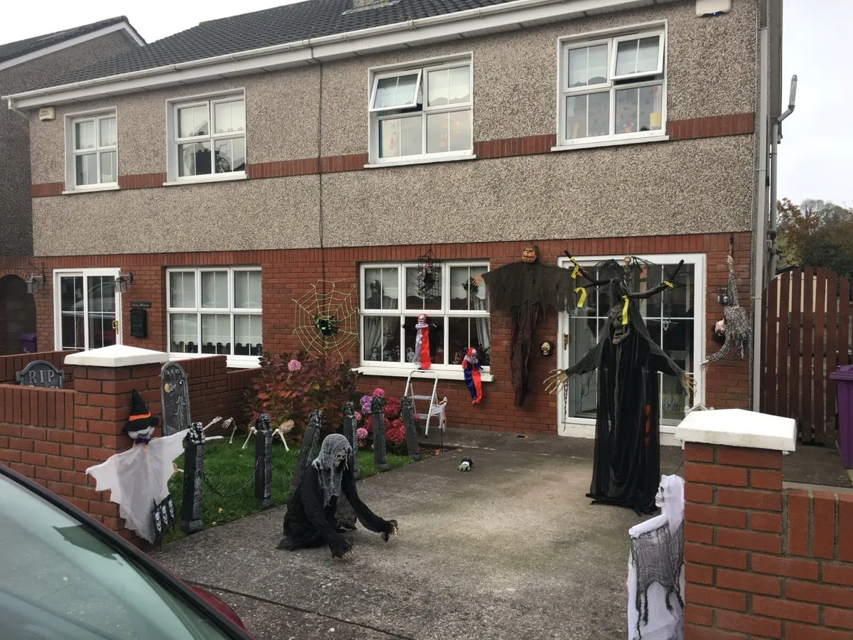 Halloween Decorations - Image 2